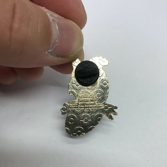 Pokemon TAPU FINI COLLECTOR'S PIN Release date: November 2018 Legendary Pokemon - Picture 4 of 5